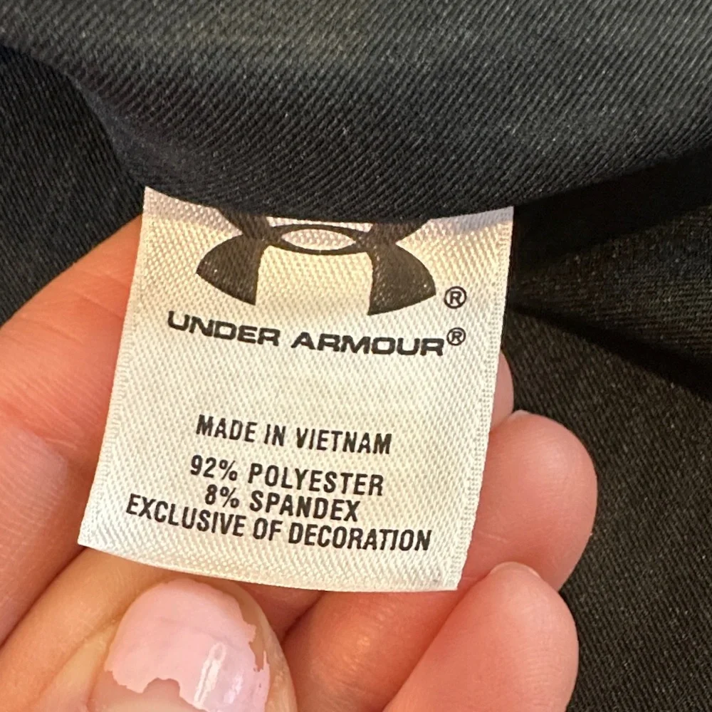 *last chance* Under Armour | Women’s Sleeveless Black Polo Top - Picture 12 of 16